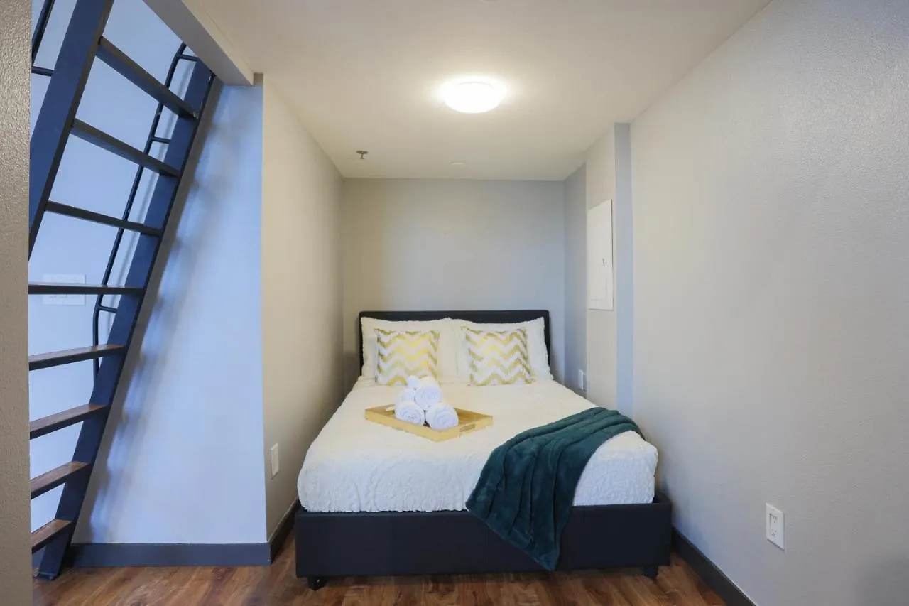 Hotel Old West Studio Lofts West Tampa