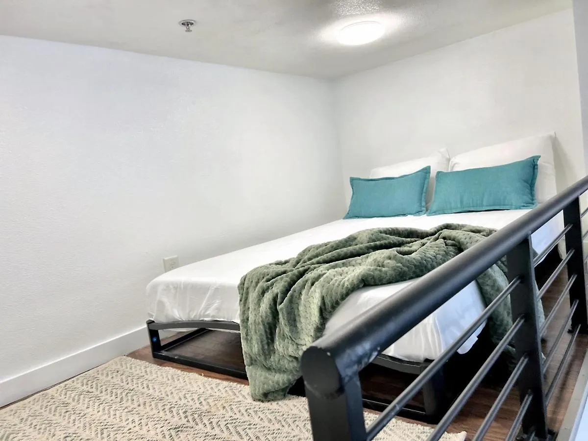 Hotel Old West Studio Lofts West Tampa