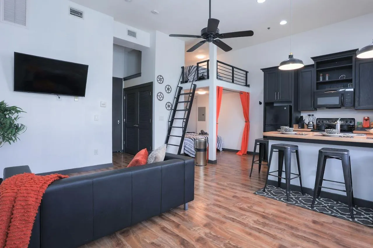 Old West Studio Lofts West Tampa Hotel